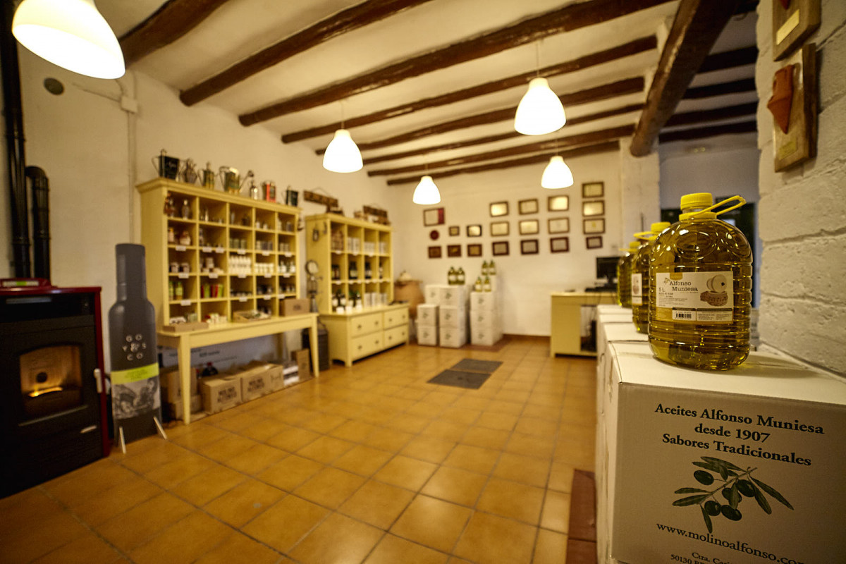 El aceite de la zona se puede adquirir en diferentes tiendas de la comarca