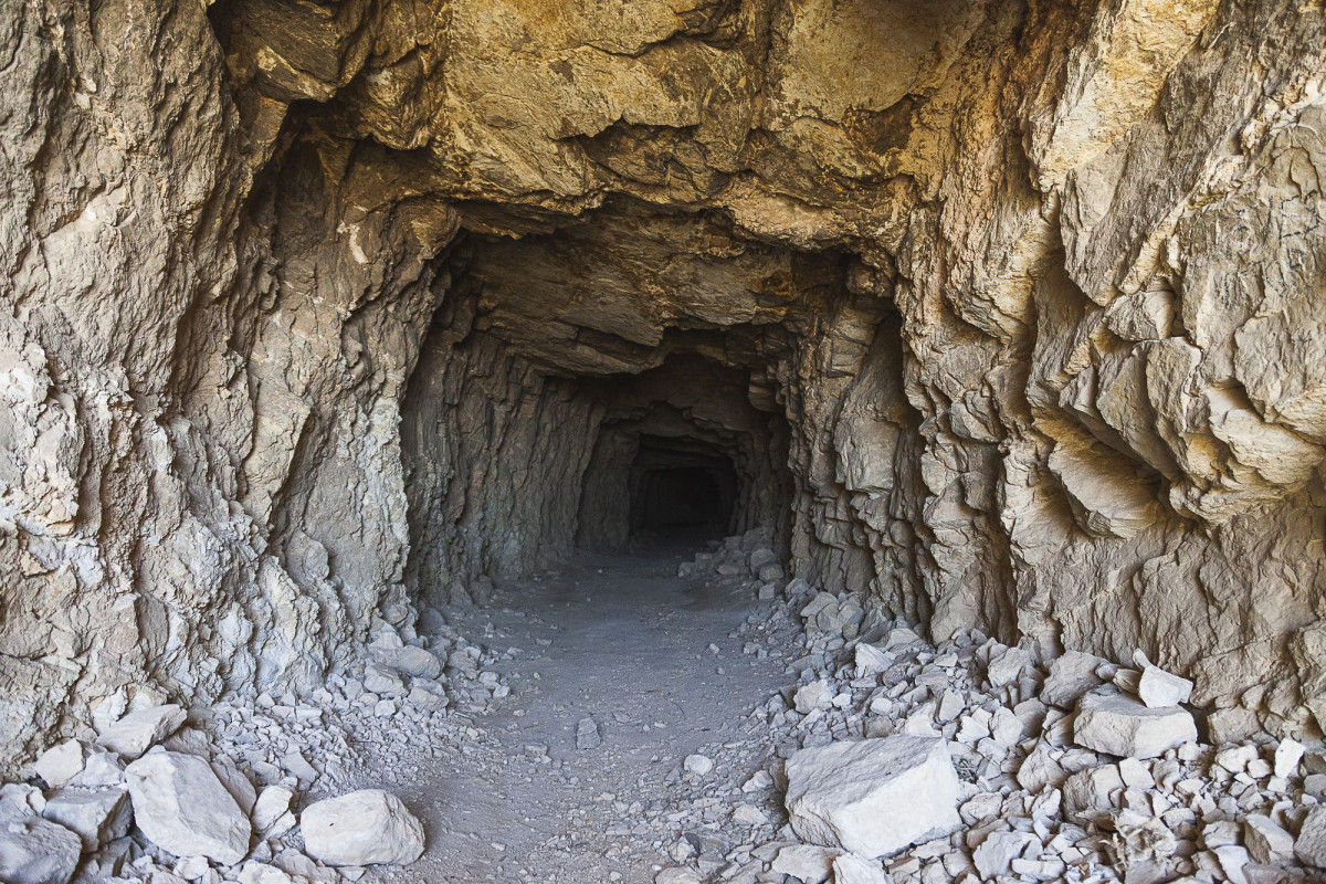Cueva de los encantados, en Belchite