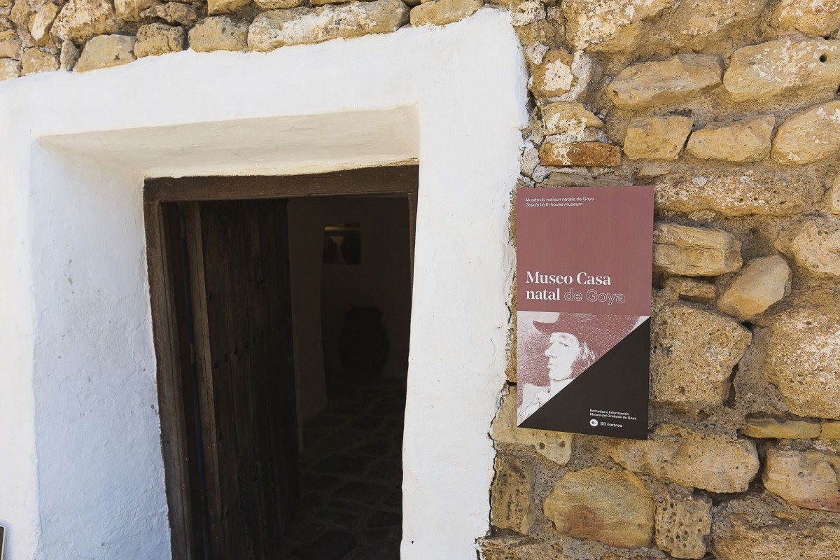 Acceso al Museo Casa natal de Goya