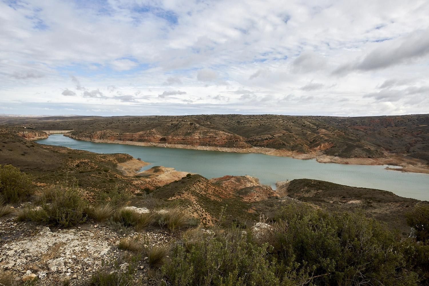 mirador-embalse-de-moneva_01