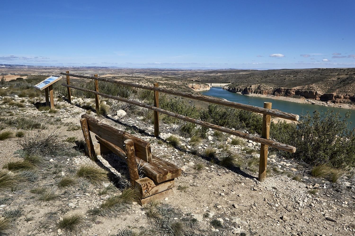 mirador-embalse-de-moneva_05