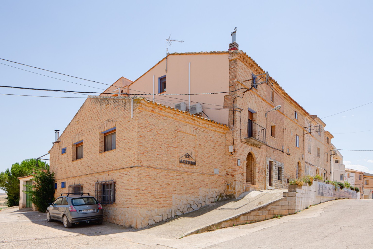 01-casa-rural-altero-codo-fachada