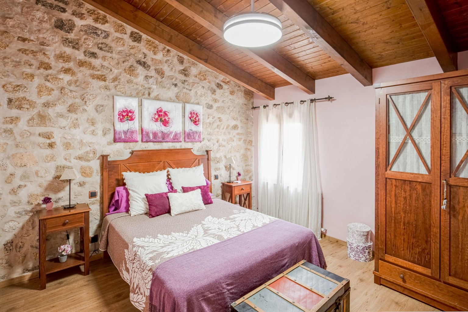 02-casa-rural-el-rincon-del-mielero-fuendetodos-dormitorio