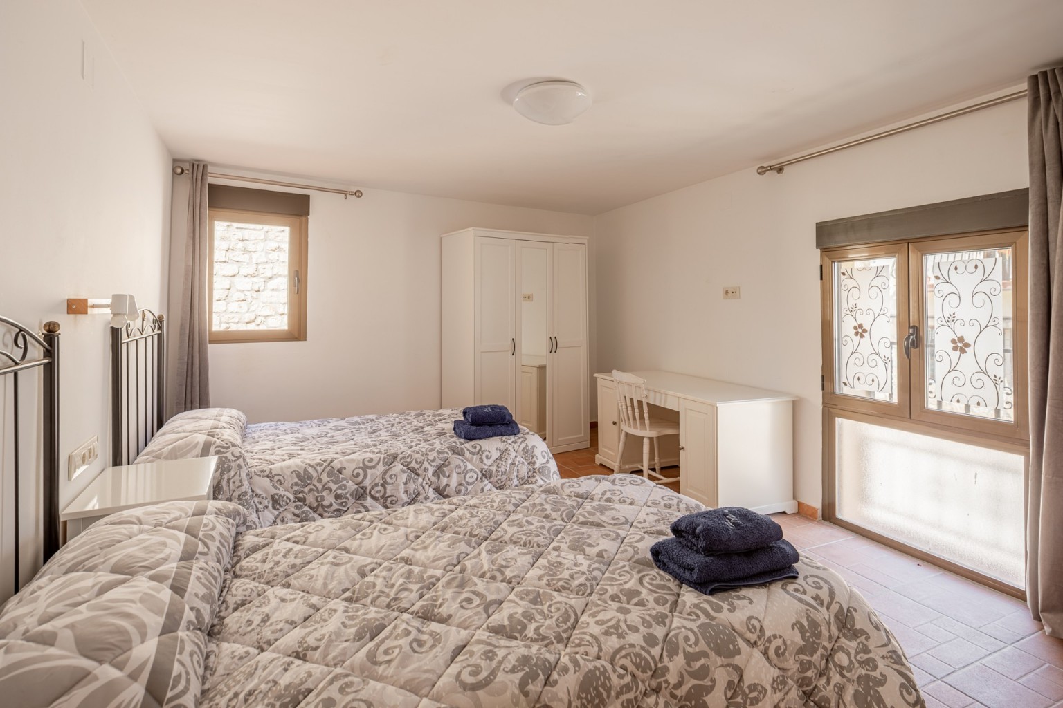 03-casa-marcelinas-samper-del-salz-dormitorio
